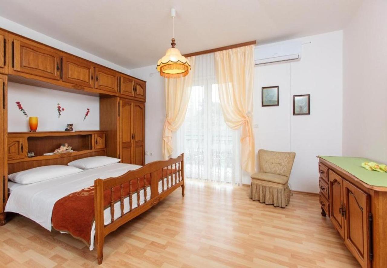 Apartment Knez 1 - 50 M From Beach Podstrana Dış mekan fotoğraf