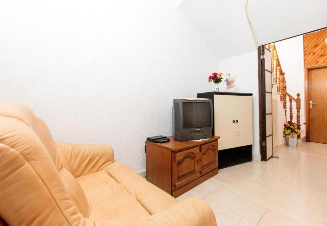 Apartment Knez 1 - 50 M From Beach Podstrana Dış mekan fotoğraf