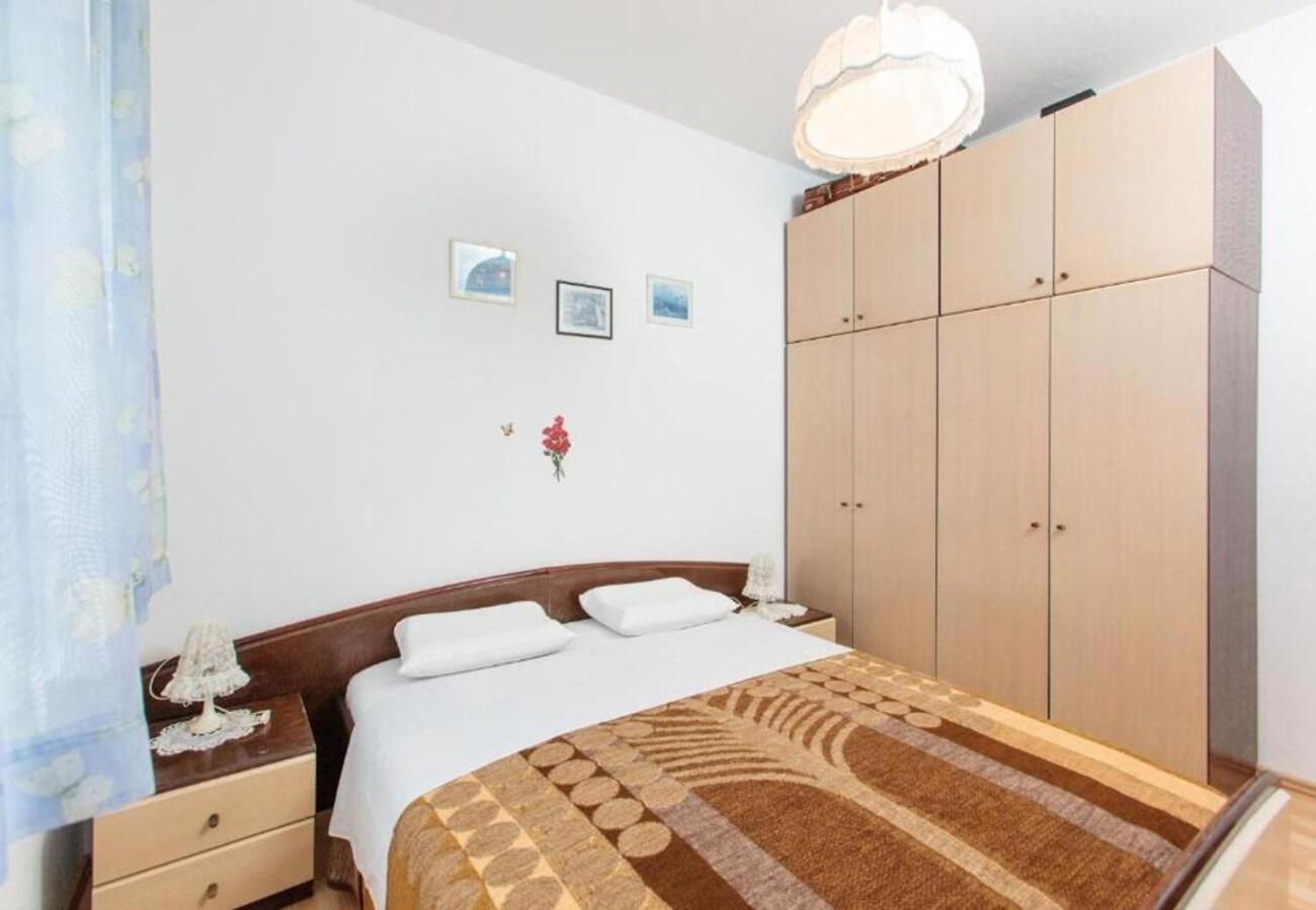 Apartment Knez 1 - 50 M From Beach Podstrana Dış mekan fotoğraf